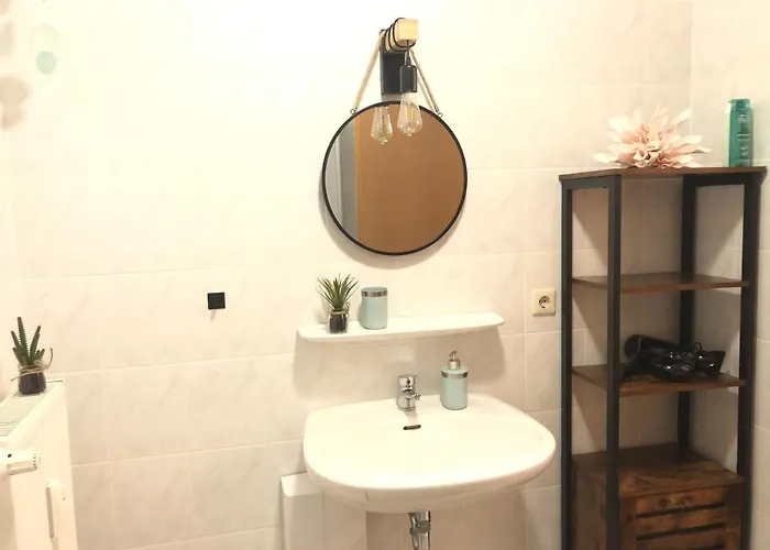 Apartamento Cottbus-apartments - I Privat I Wifi I Kueche I Balkon Cottbus